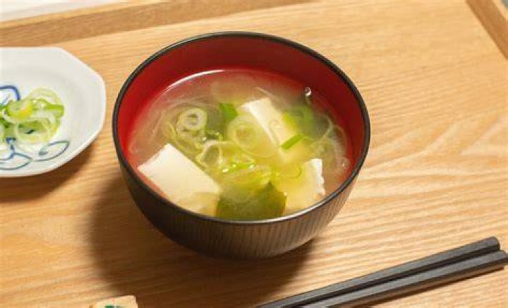 ご飯 と 味噌汁 の 位置：和食の“正解”は並べ方に隠れている